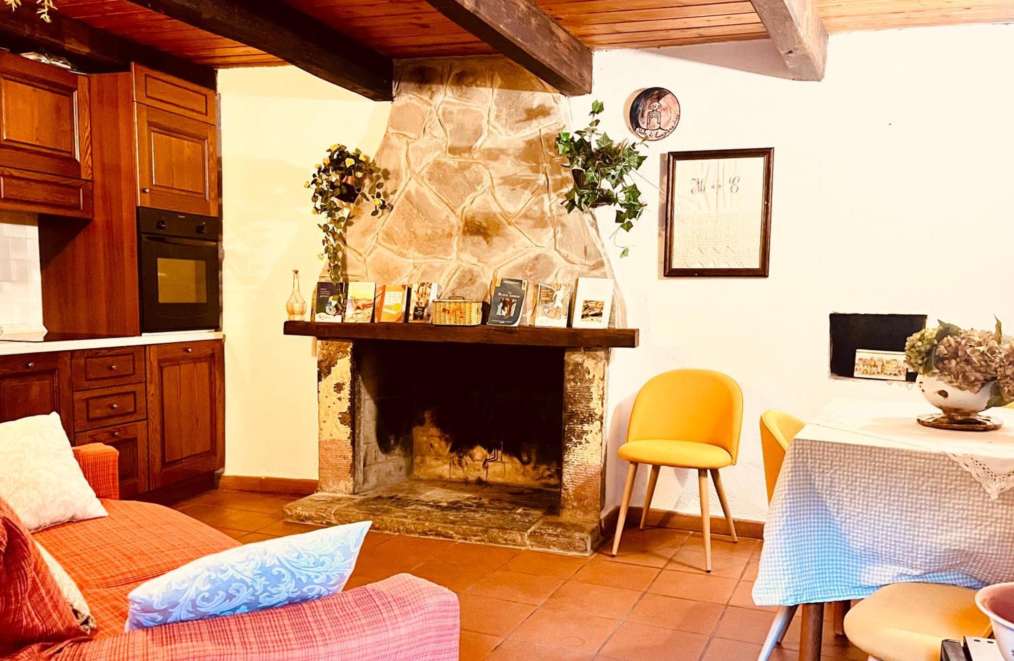 Agriturismo Montagna Verde Apella Licciana Nardi エクステリア 写真