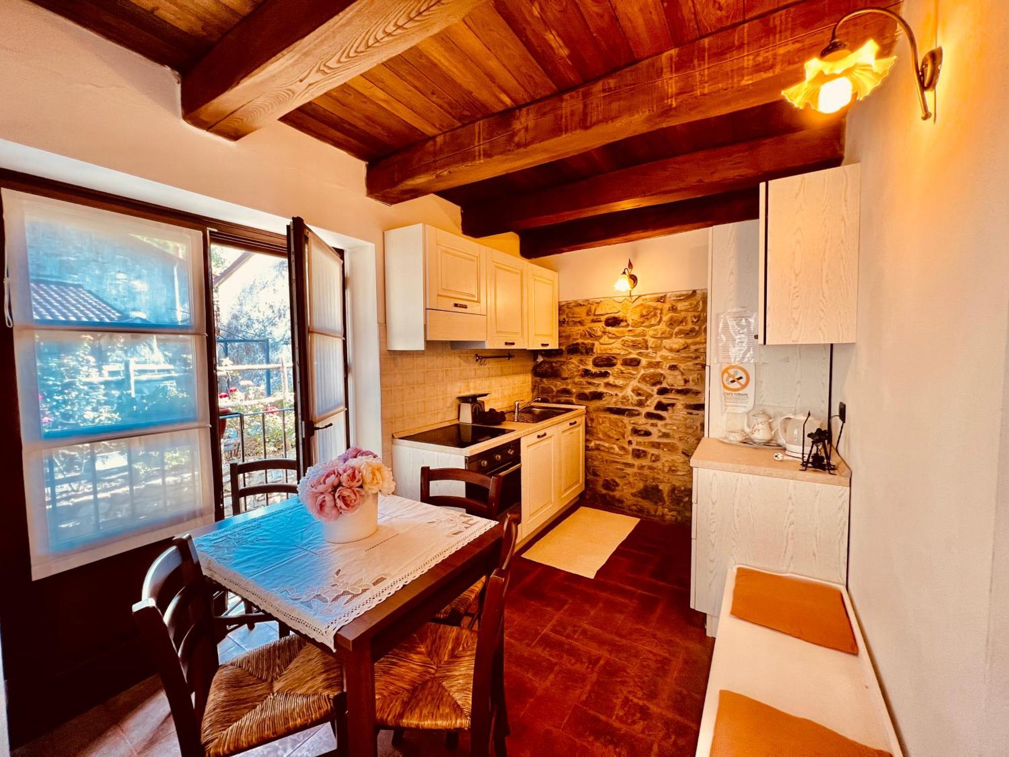 Agriturismo Montagna Verde Apella Licciana Nardi エクステリア 写真
